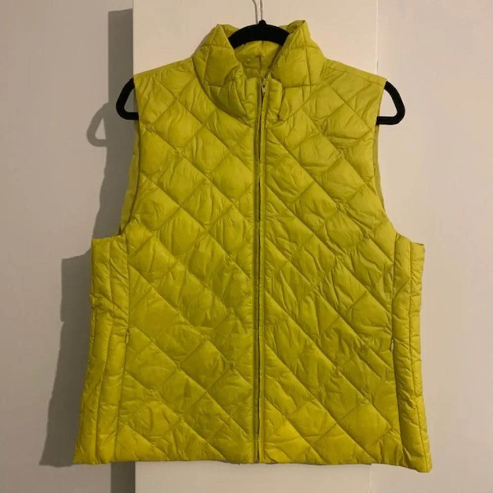 Ann Taylor LOFT puffer vest Size Large - Picture 2 of 5